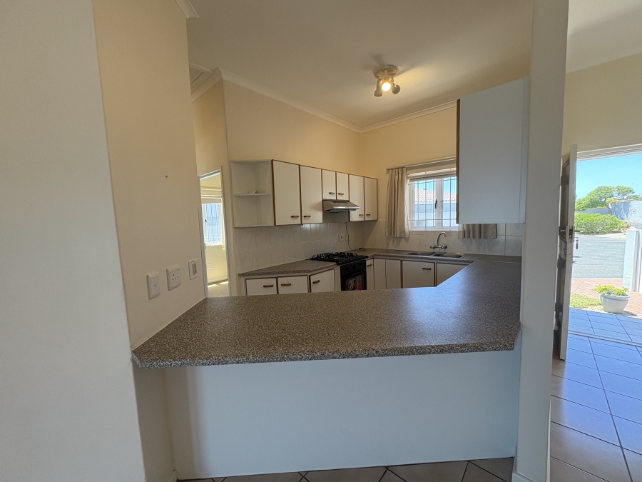 To Let 2 Bedroom Property for Rent in Yzerfontein Western Cape